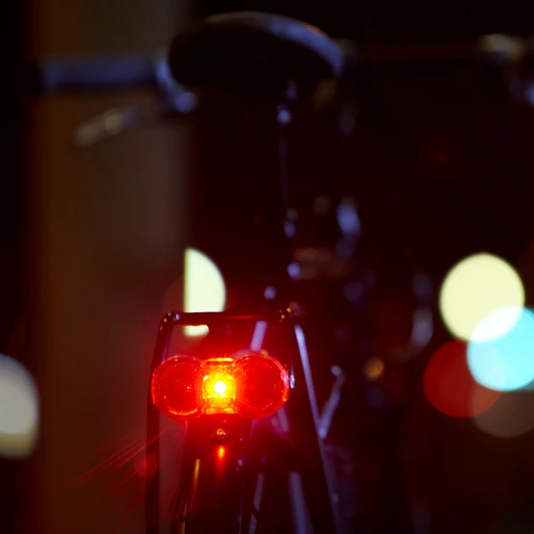 B&M Toplight Flat E S-Pedelec Rücklicht - 329/5ALE0211 - 329/8ALE0211